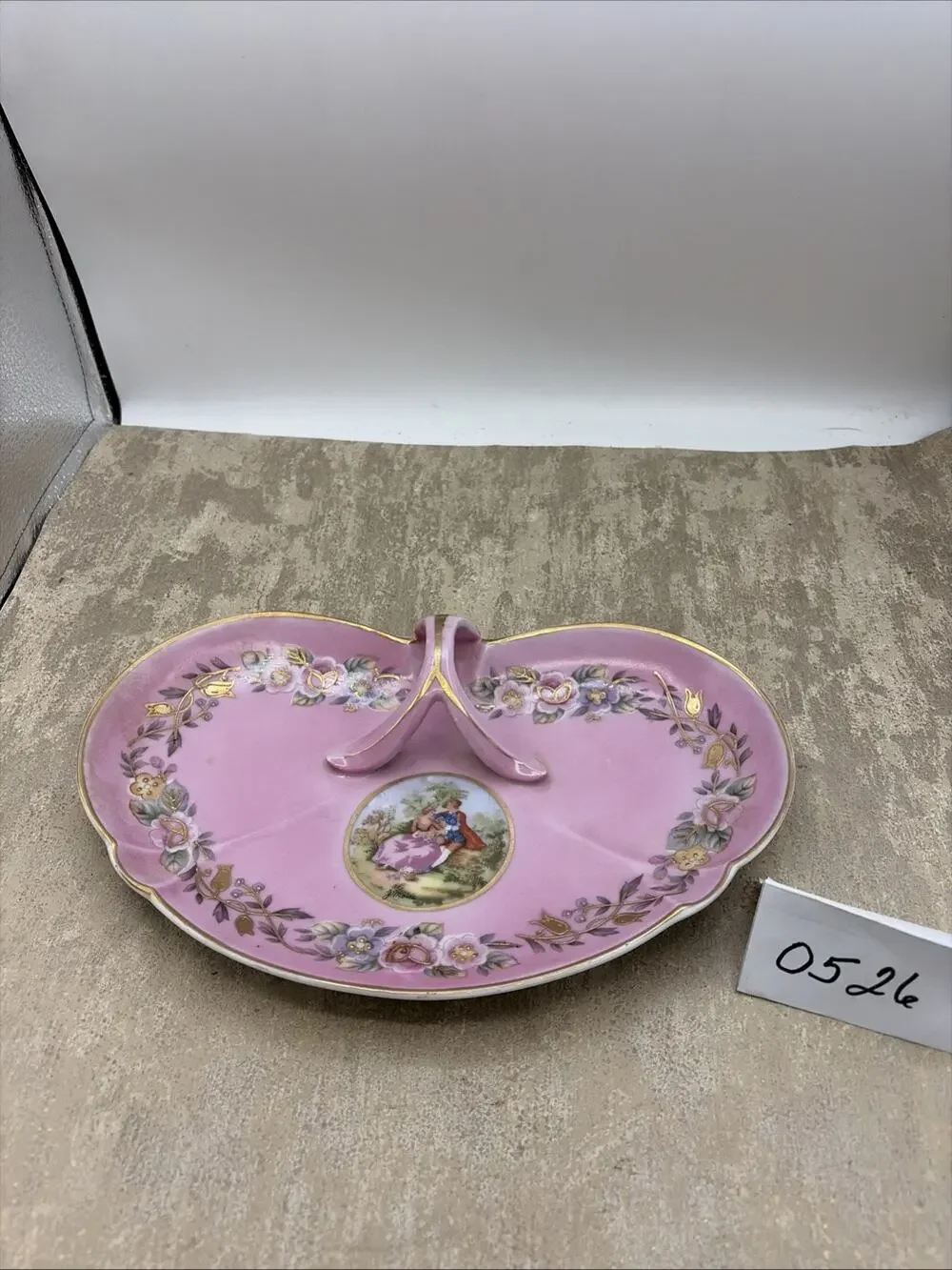 Vintage Royal Carton Vanity Tray Art # 7935 - Victorian Lovers Pink & Gold